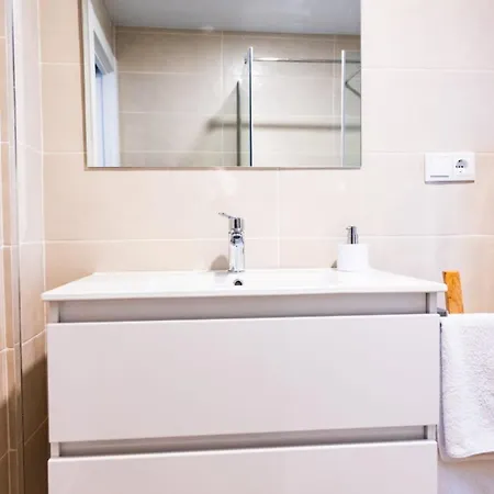 Nuevo Entre 2 Playas Con Garaje, Terraza, Wifi * Gijon