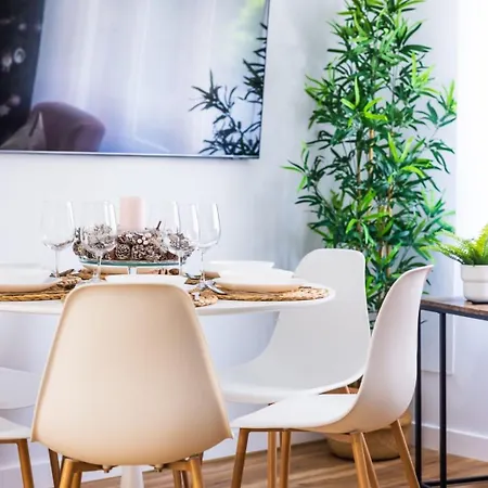 Apartman Nuevo Entre 2 Playas Con Garaje, Terraza, Wifi